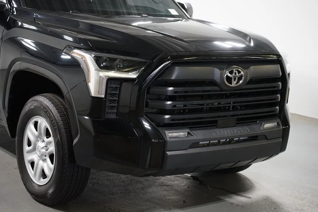2023 Toyota Tundra SR thumbnail 4