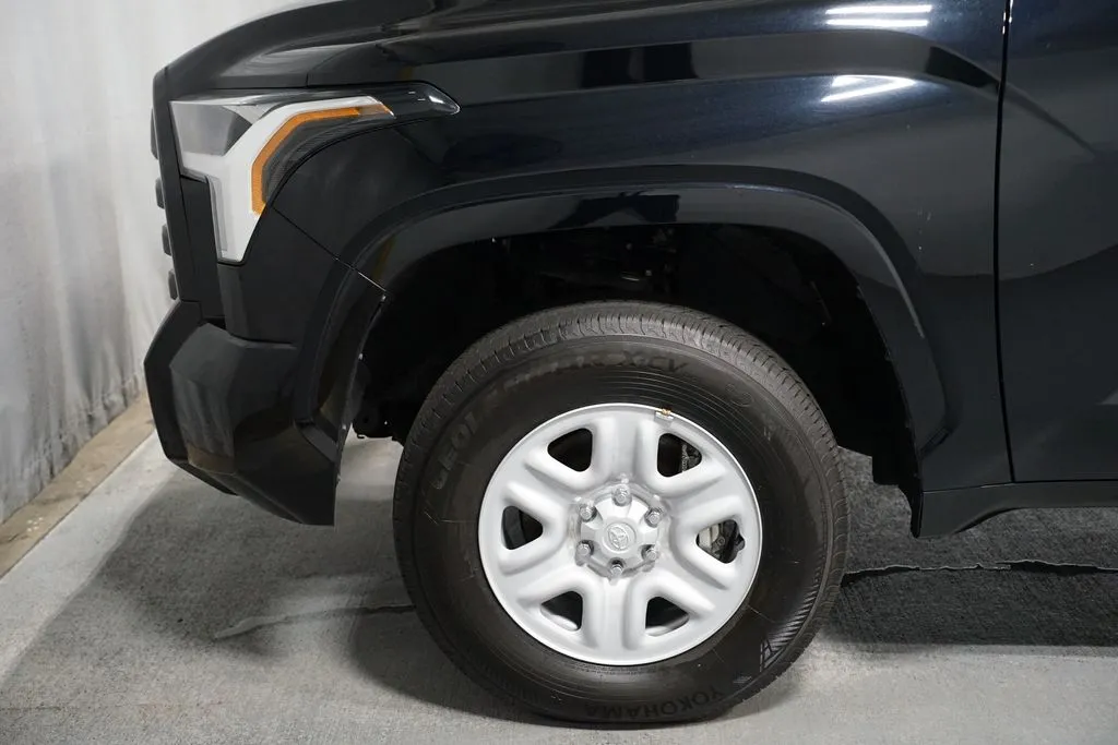 2023 Toyota Tundra SR thumbnail 5