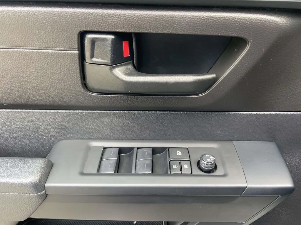 2023 Toyota Tundra SR thumbnail 14