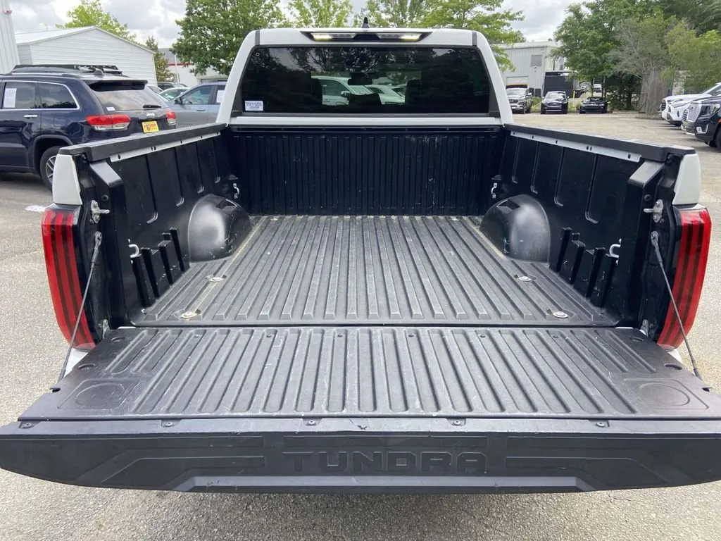 2023 Toyota Tundra SR thumbnail 9
