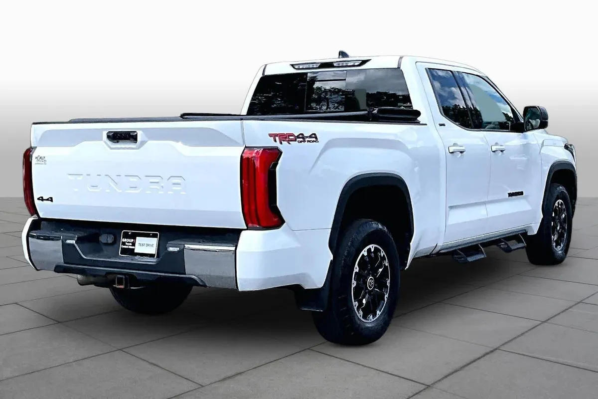 2023 Toyota Tundra SR5 thumbnail 13