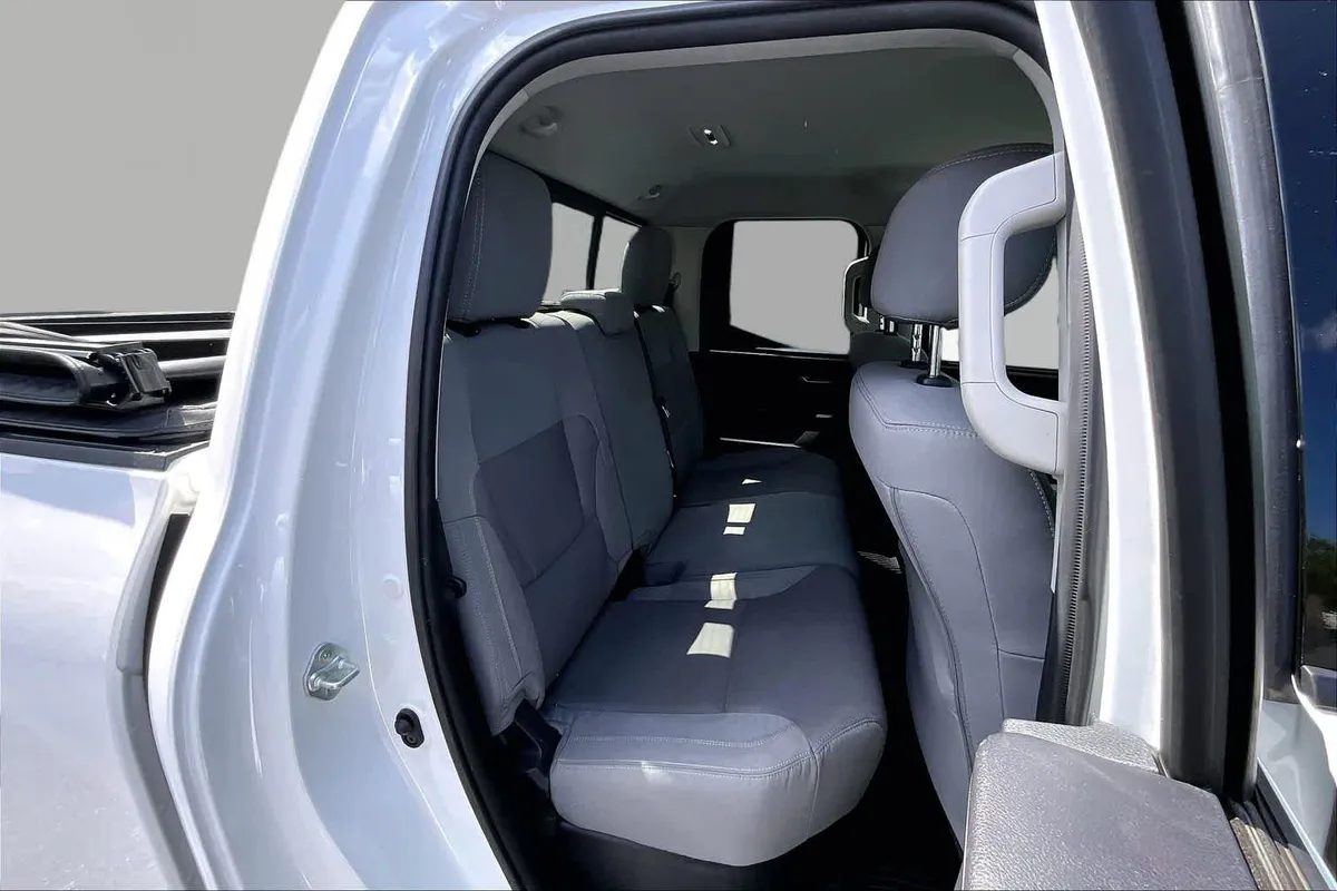 2023 Toyota Tundra SR5 thumbnail 19