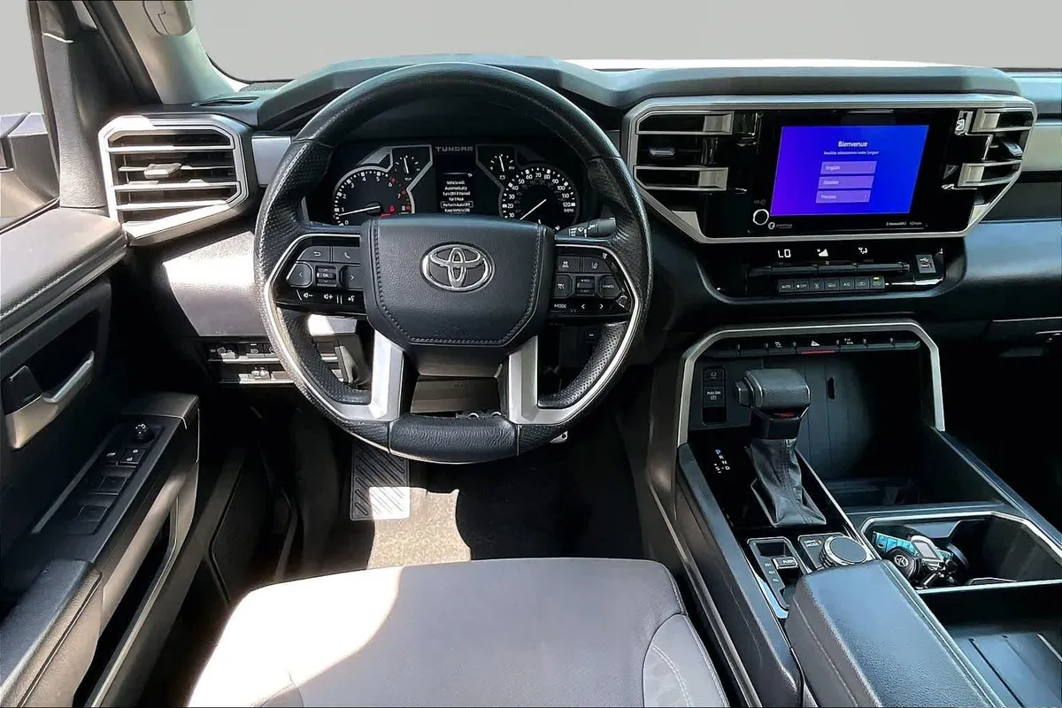 2023 Toyota Tundra SR5 thumbnail 6