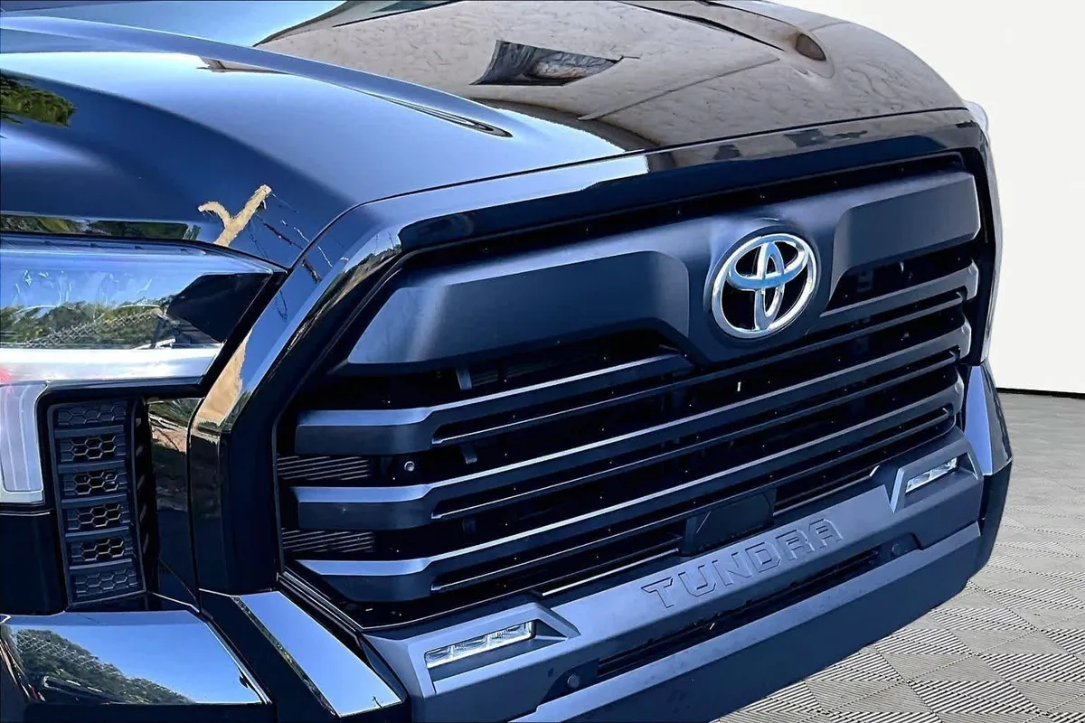 2023 Toyota Tundra SR5 thumbnail 30