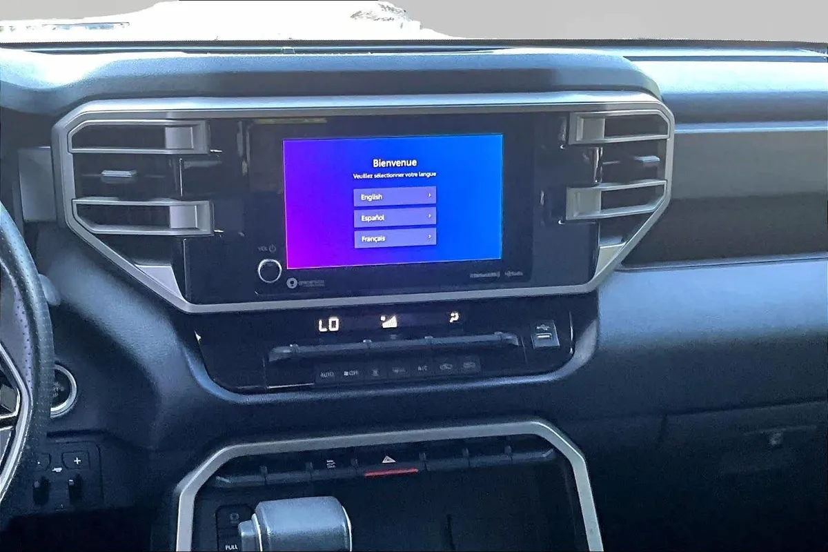 2023 Toyota Tundra SR5 thumbnail 7