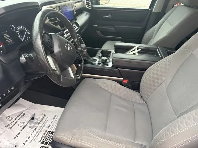 2023 Toyota Tundra SR5 thumbnail 24