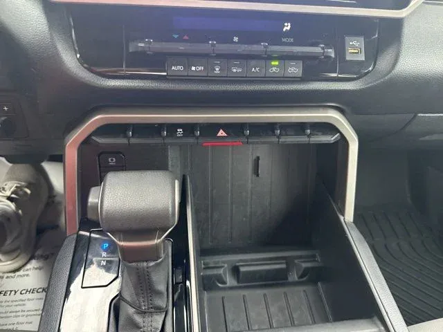2023 Toyota Tundra SR5 thumbnail 36