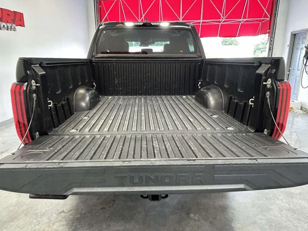 2023 Toyota Tundra SR5 thumbnail 11