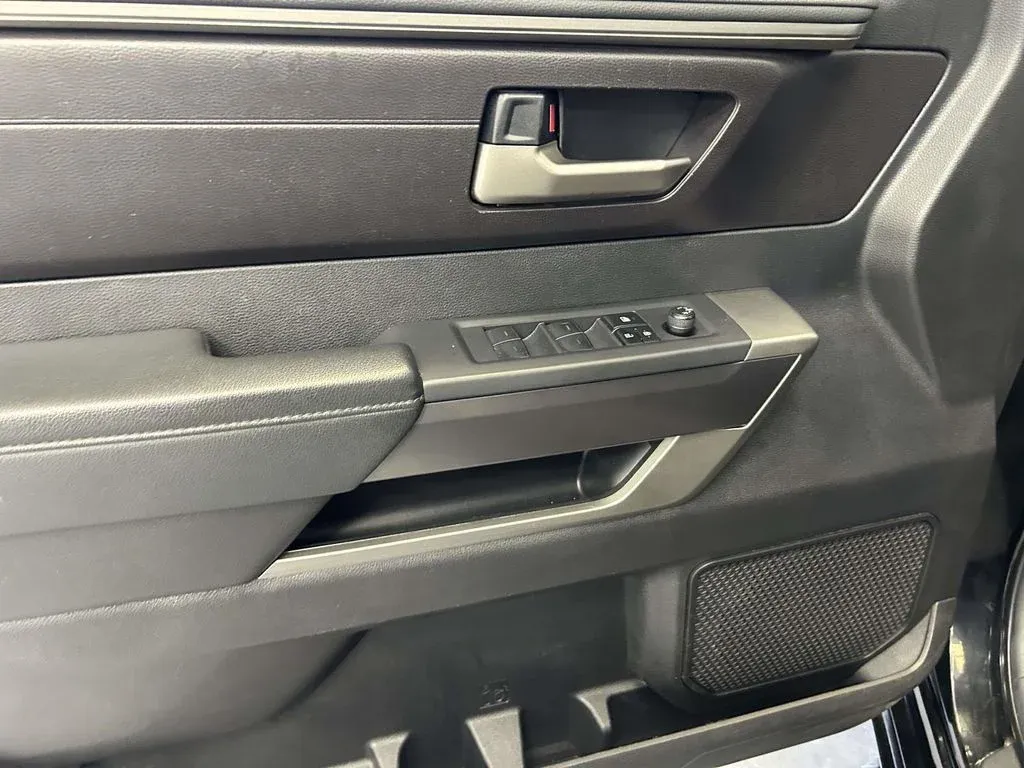2023 Toyota Tundra SR5 thumbnail 15