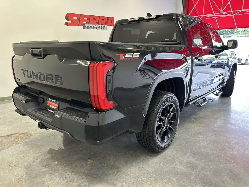 2023 Toyota Tundra SR5 thumbnail 3