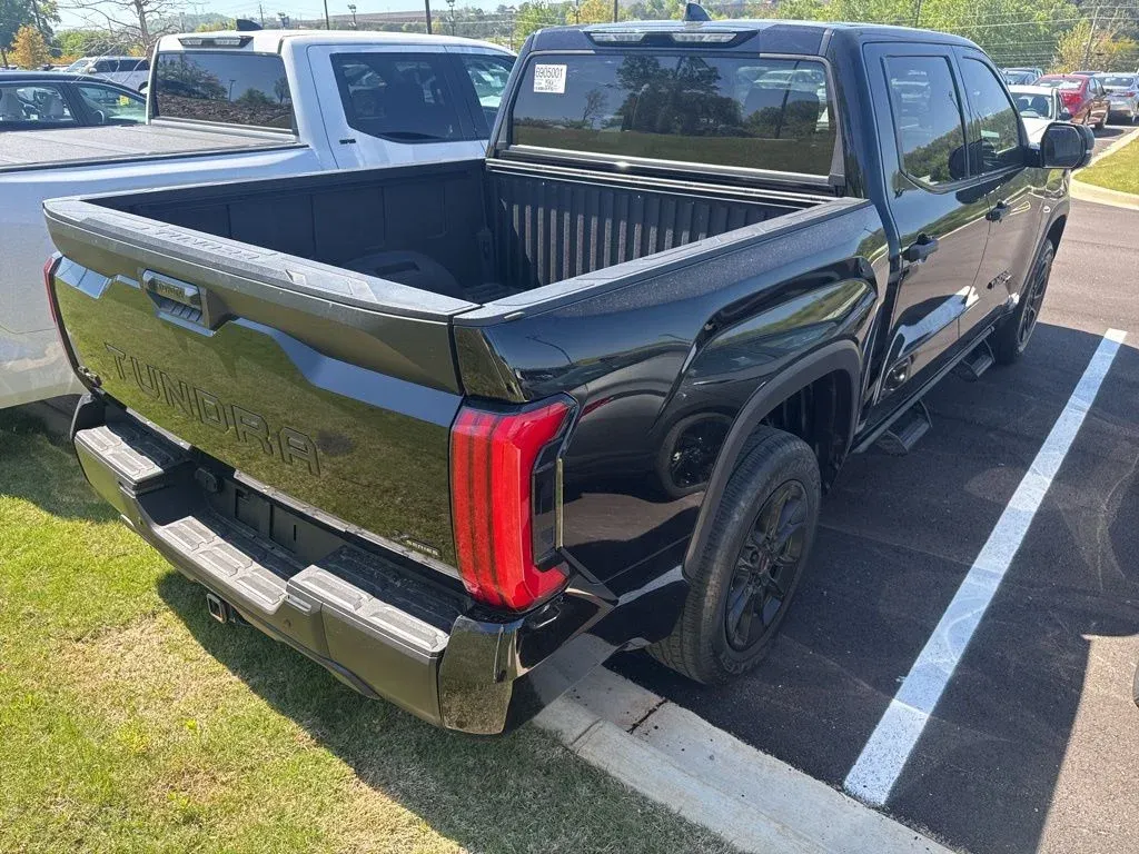 2023 Toyota Tundra SR5 thumbnail 4