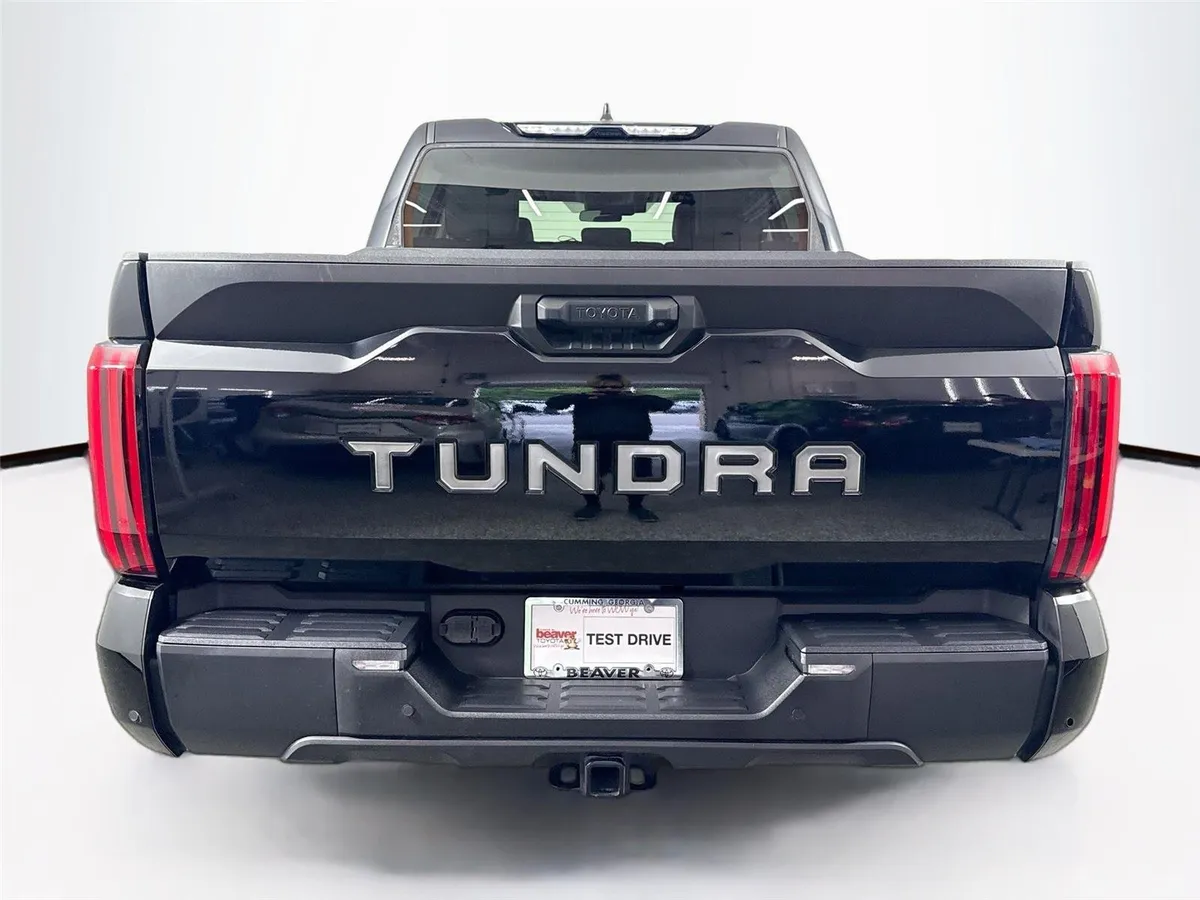 2023 Toyota Tundra SR5 thumbnail 12