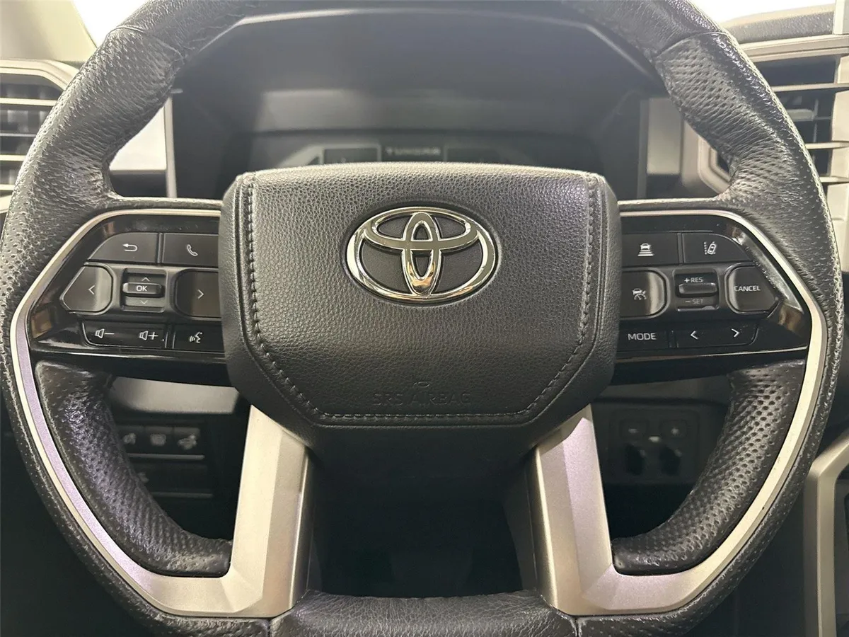 2023 Toyota Tundra SR5 thumbnail 17