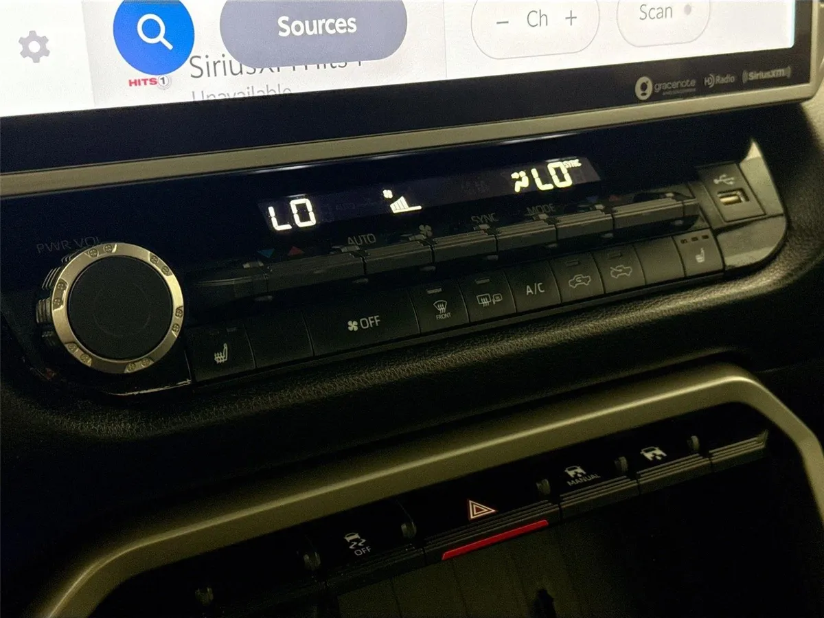 2023 Toyota Tundra SR5 thumbnail 25