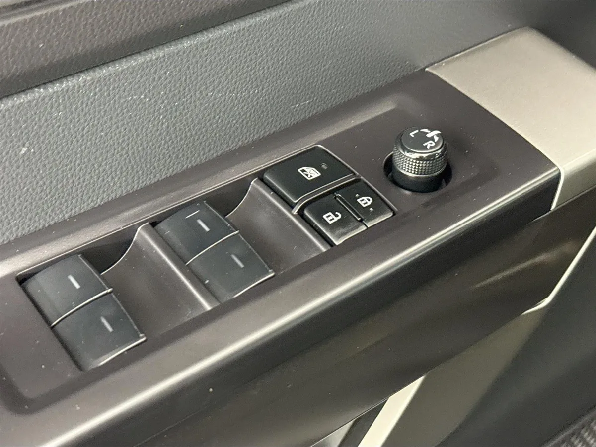 2023 Toyota Tundra SR5 thumbnail 27