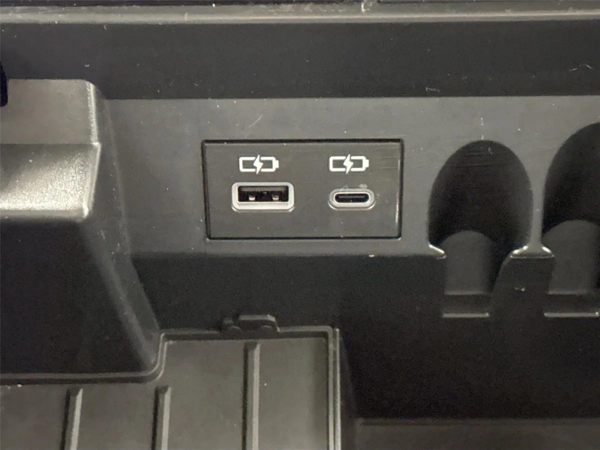 2023 Toyota Tundra SR5 thumbnail 33