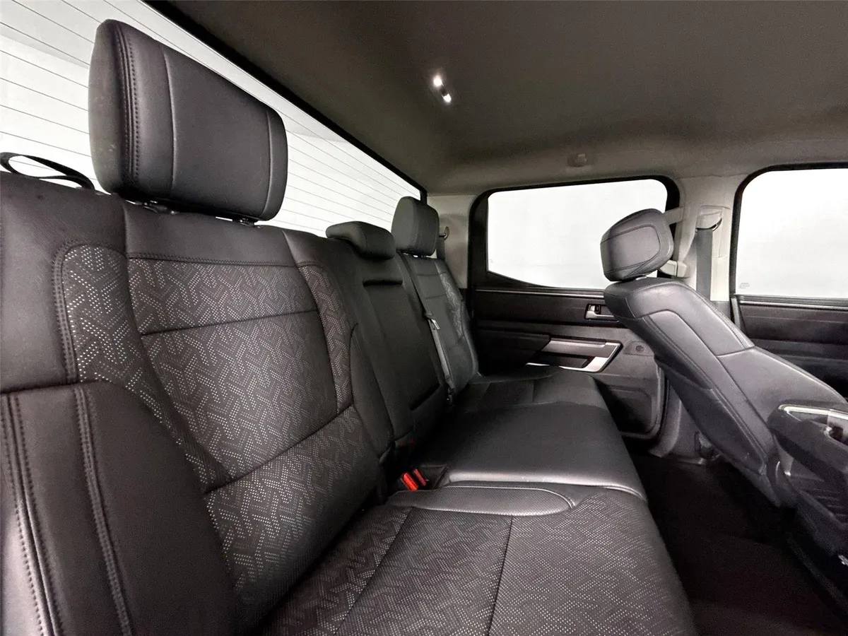 2023 Toyota Tundra SR5 thumbnail 39