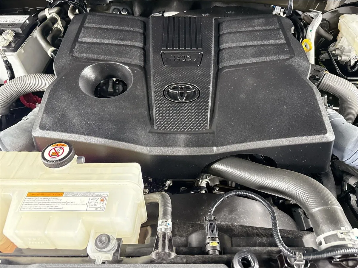 2023 Toyota Tundra SR5 thumbnail 42