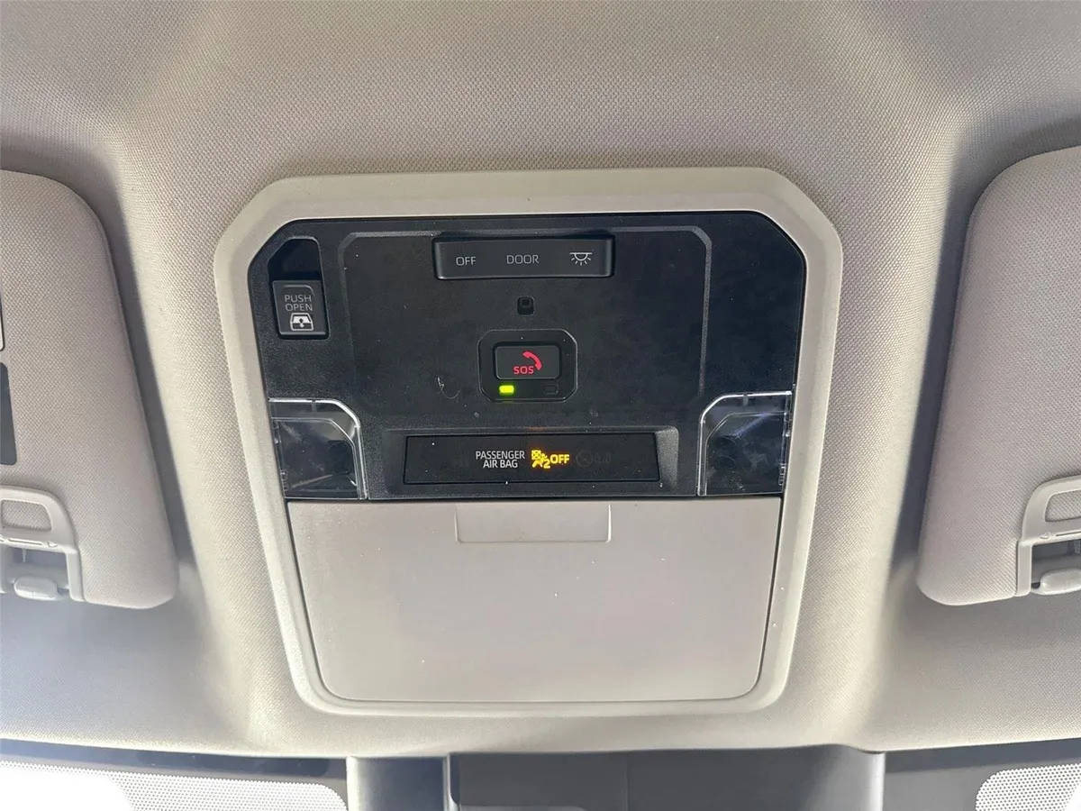 2023 Toyota Tundra SR5 thumbnail 6