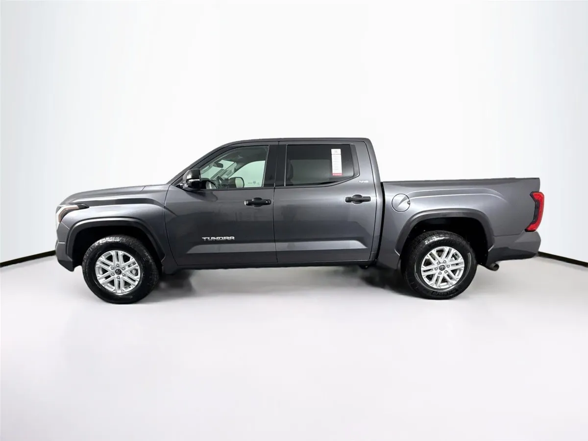 2023 Toyota Tundra SR5 thumbnail 13