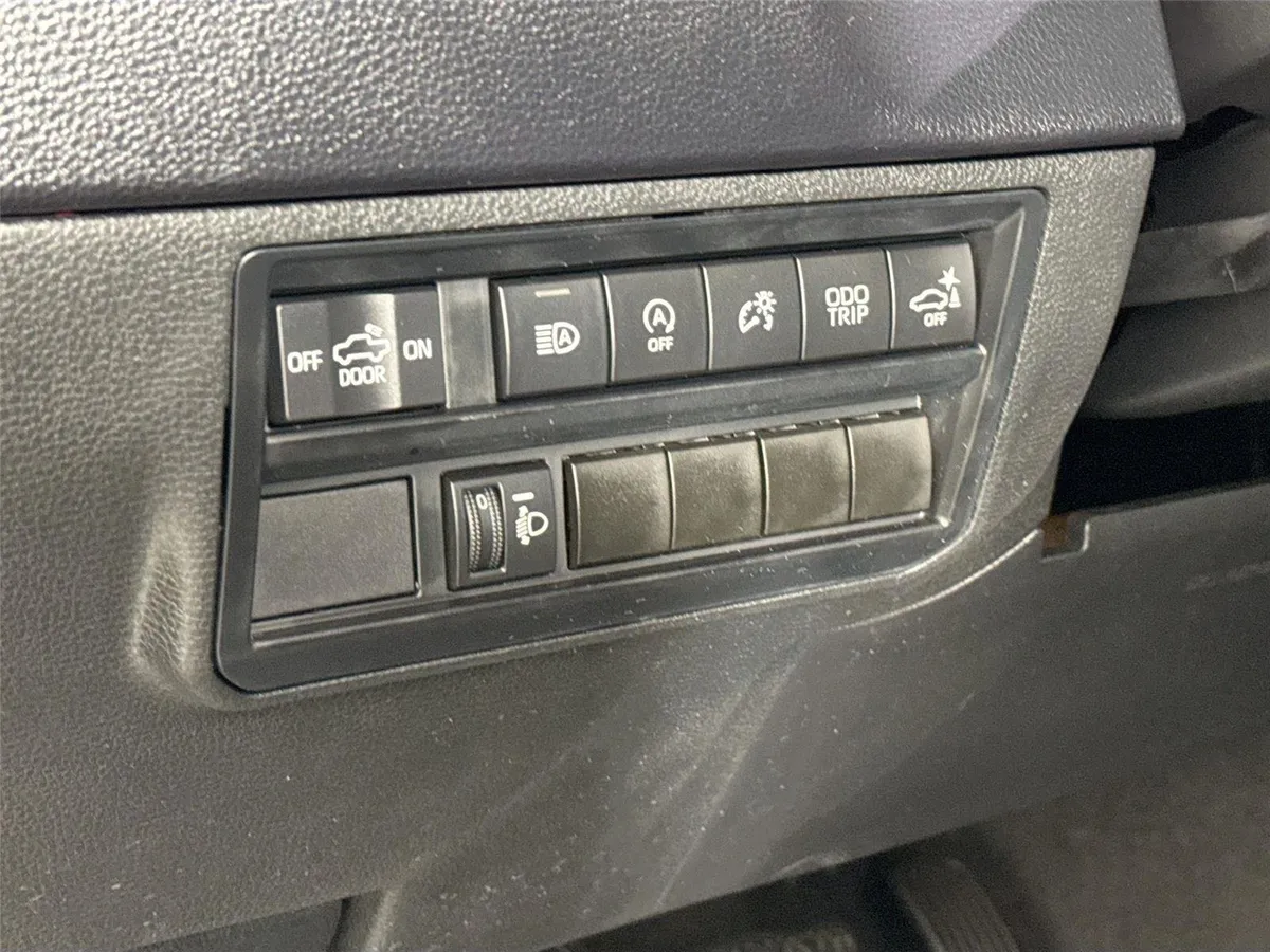 2023 Toyota Tundra SR5 thumbnail 15