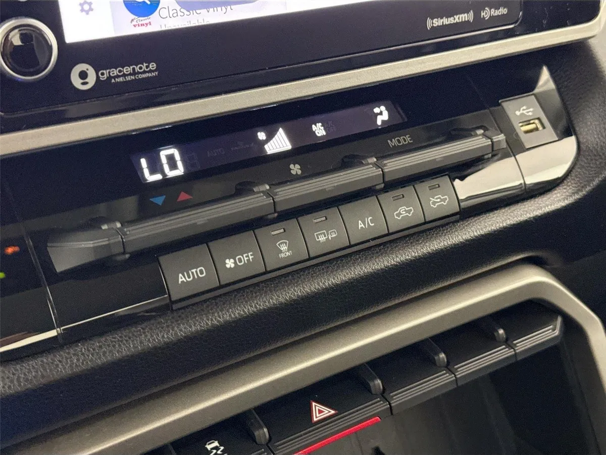 2023 Toyota Tundra SR5 thumbnail 24