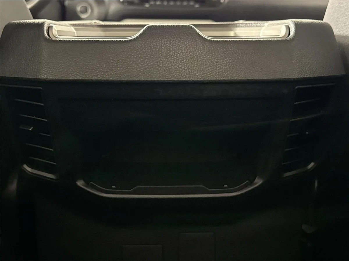 2023 Toyota Tundra SR5 thumbnail 33