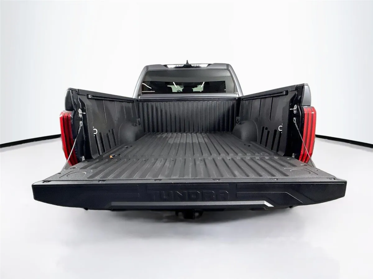 2023 Toyota Tundra SR5 thumbnail 35