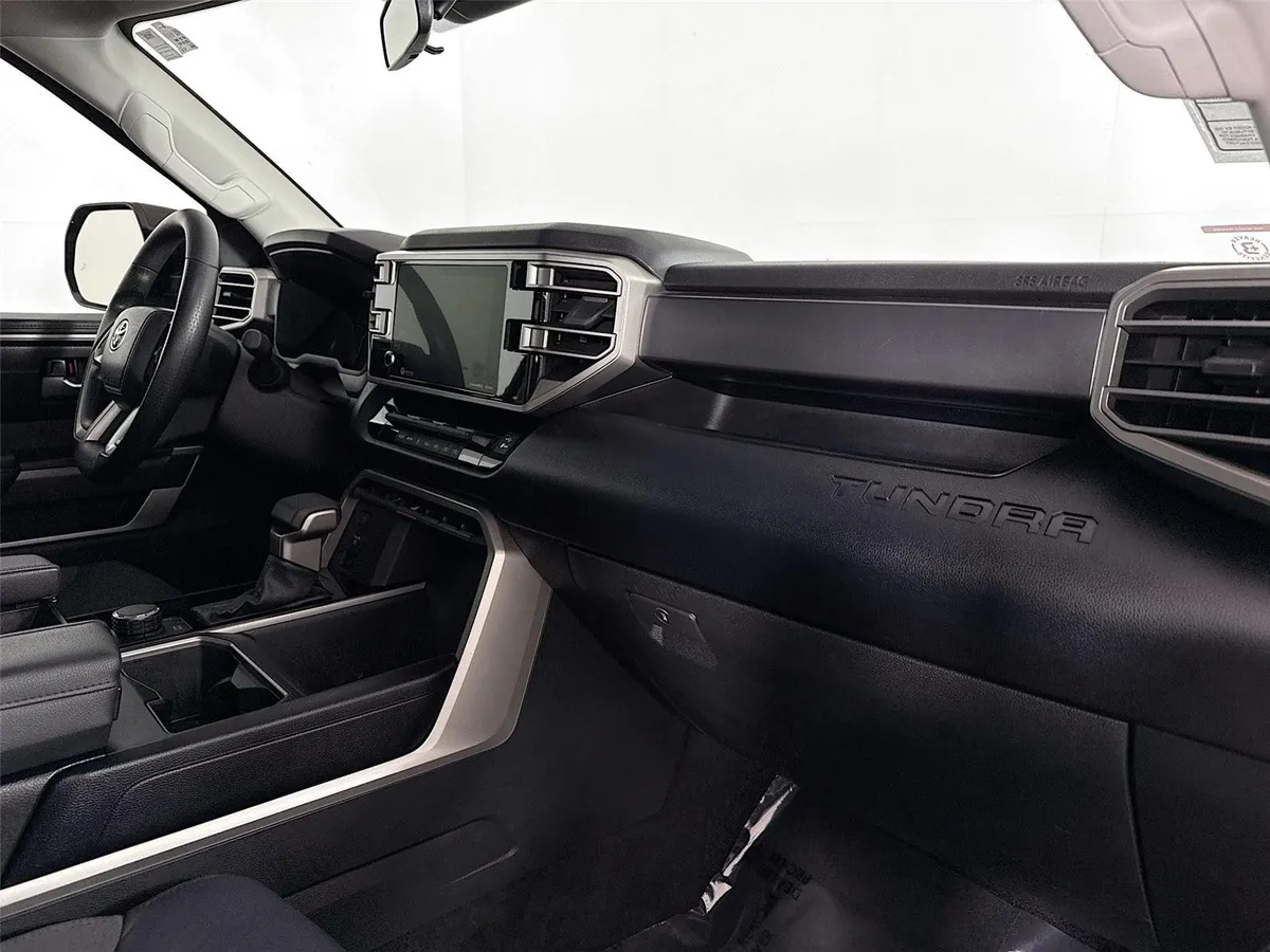 2023 Toyota Tundra SR5 thumbnail 39
