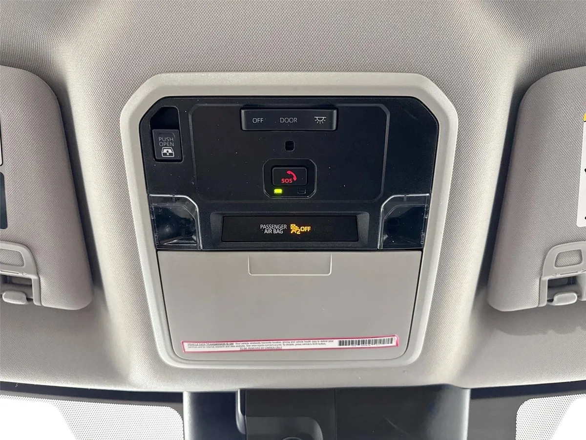 2023 Toyota Tundra SR5 thumbnail 6