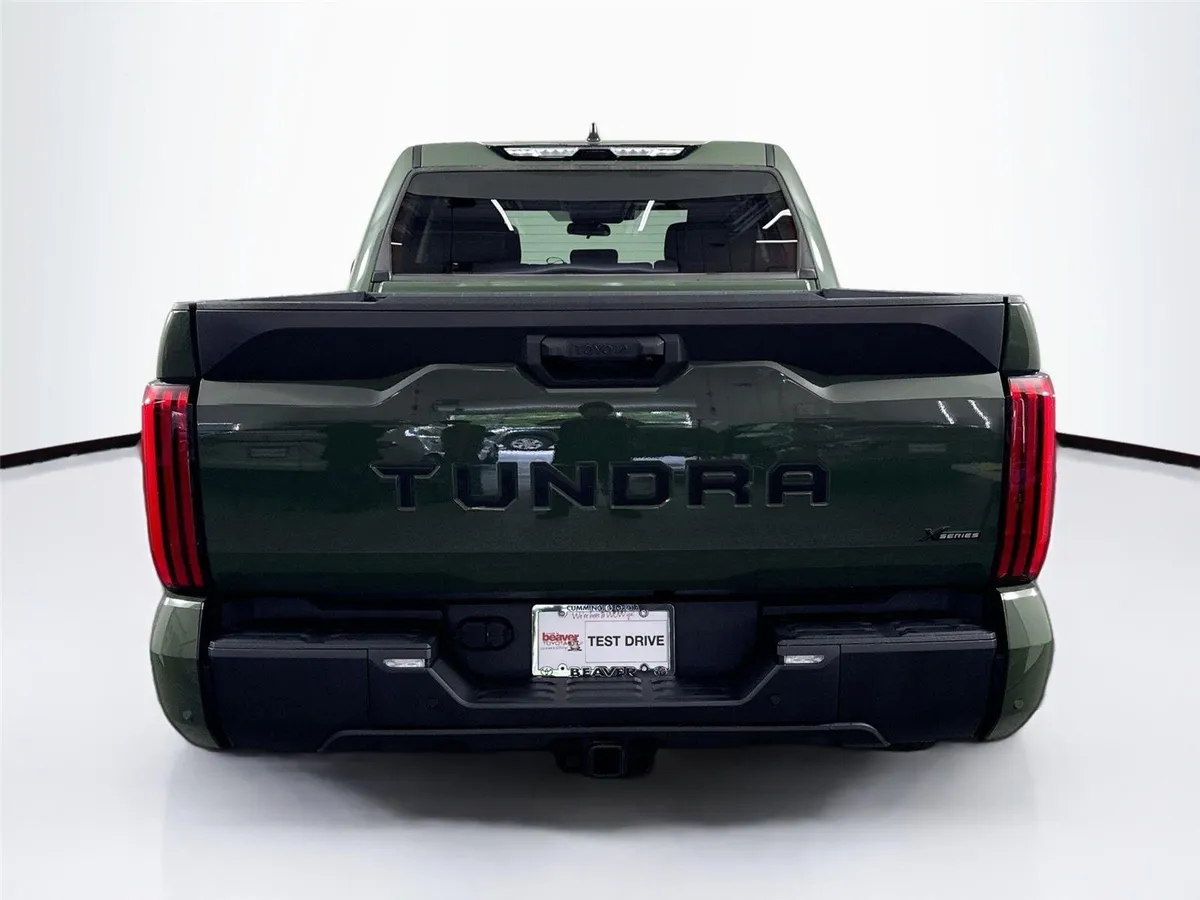 2023 Toyota Tundra SR5 thumbnail 10
