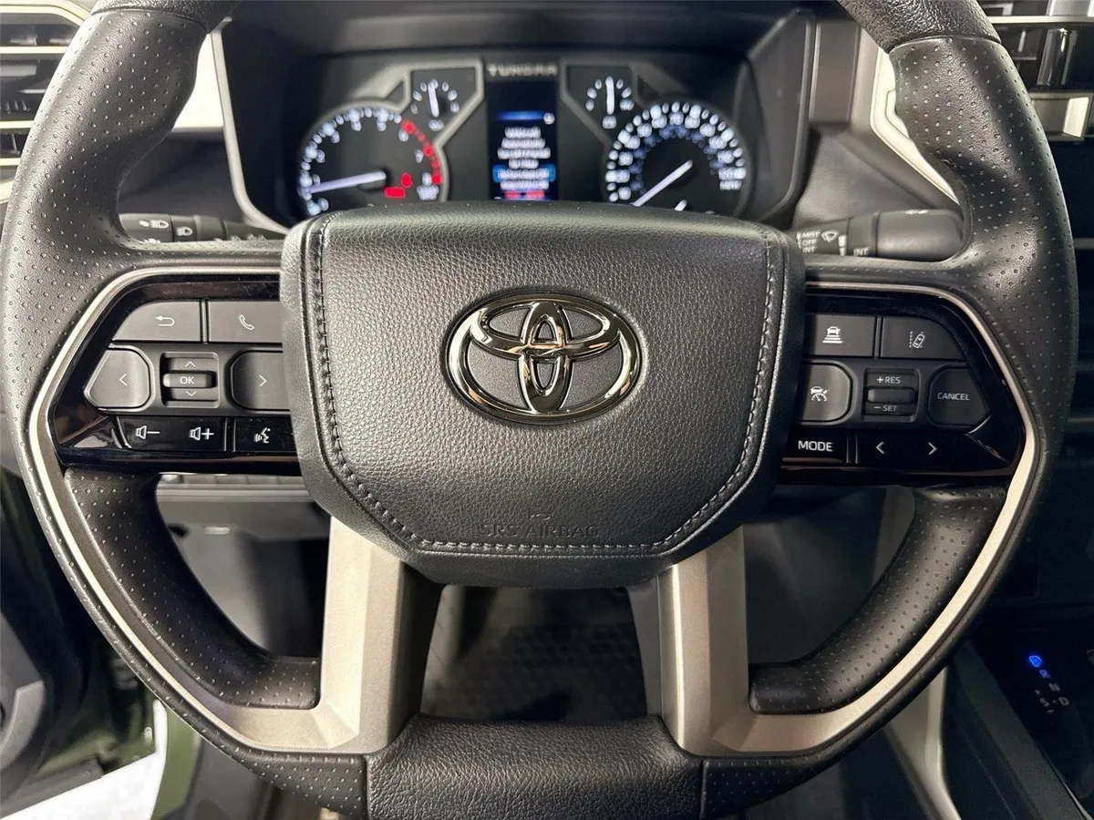 2023 Toyota Tundra SR5 thumbnail 15
