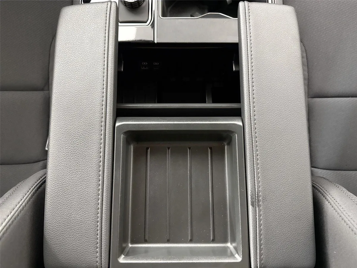 2023 Toyota Tundra SR5 thumbnail 30