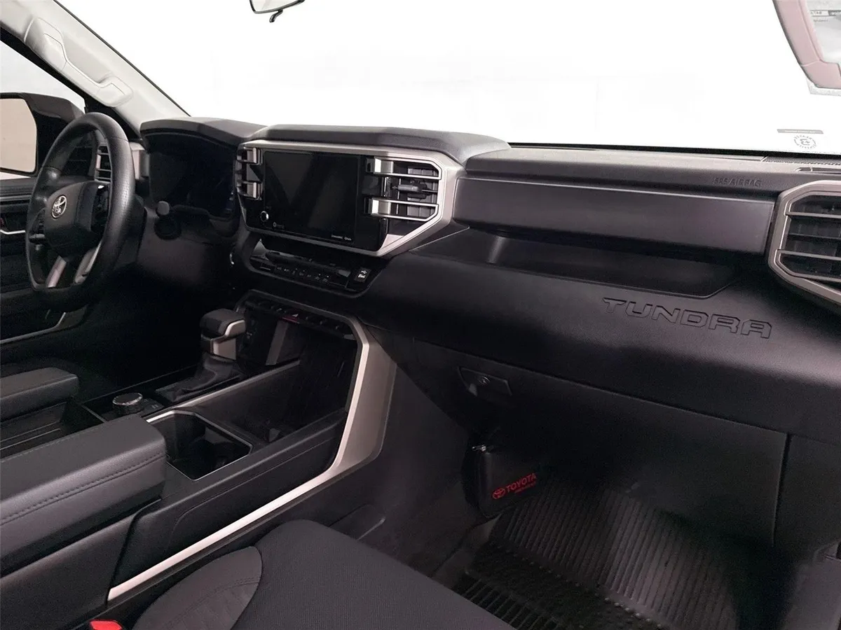 2023 Toyota Tundra SR5 thumbnail 39