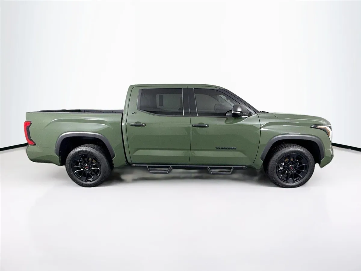 2023 Toyota Tundra SR5 thumbnail 9