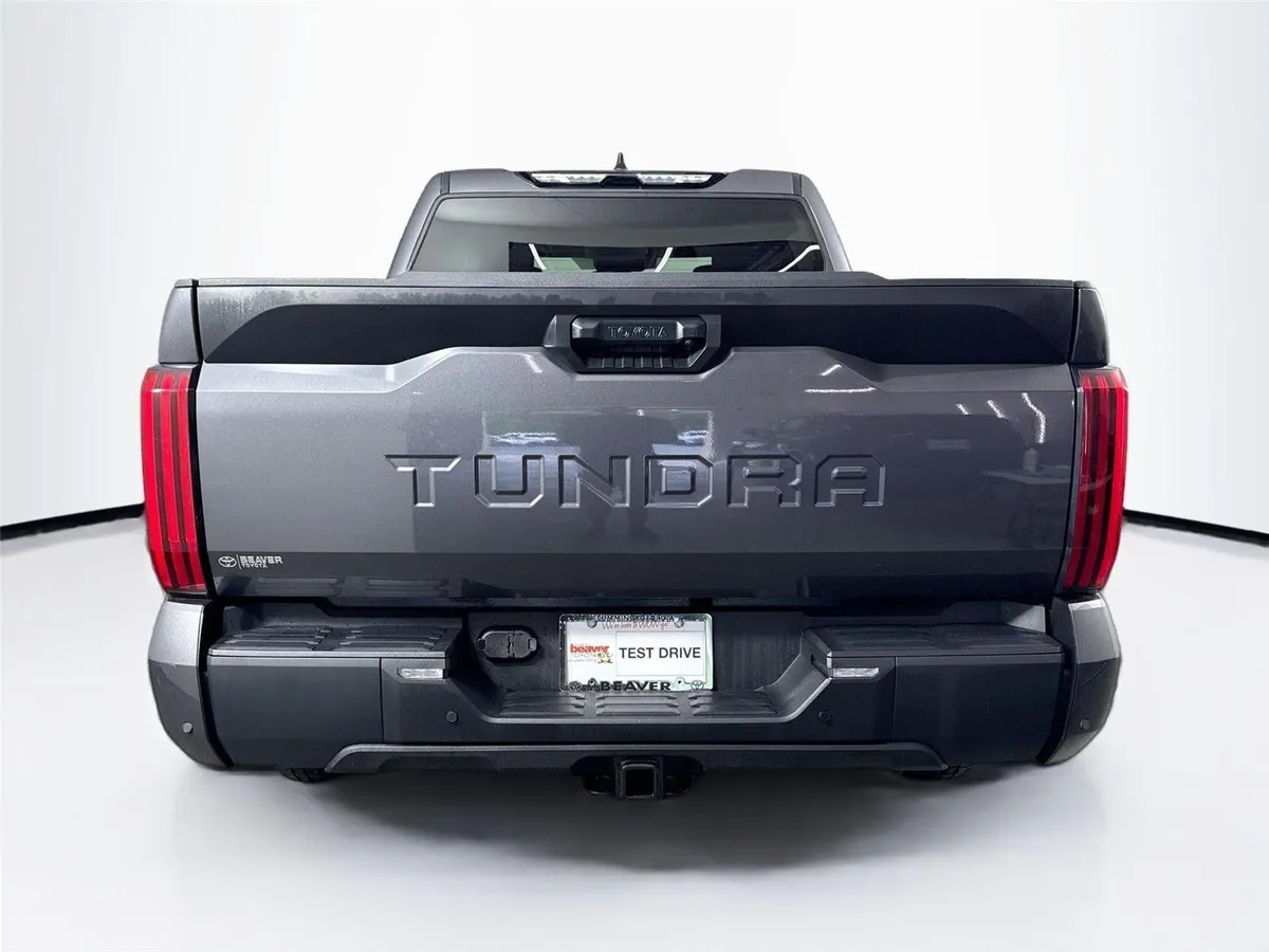 2023 Toyota Tundra SR5 thumbnail 11