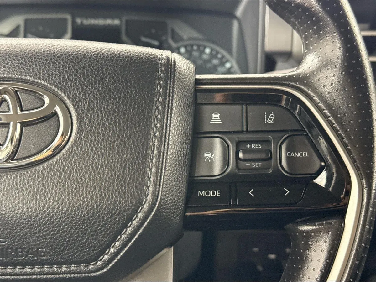 2023 Toyota Tundra SR5 thumbnail 18