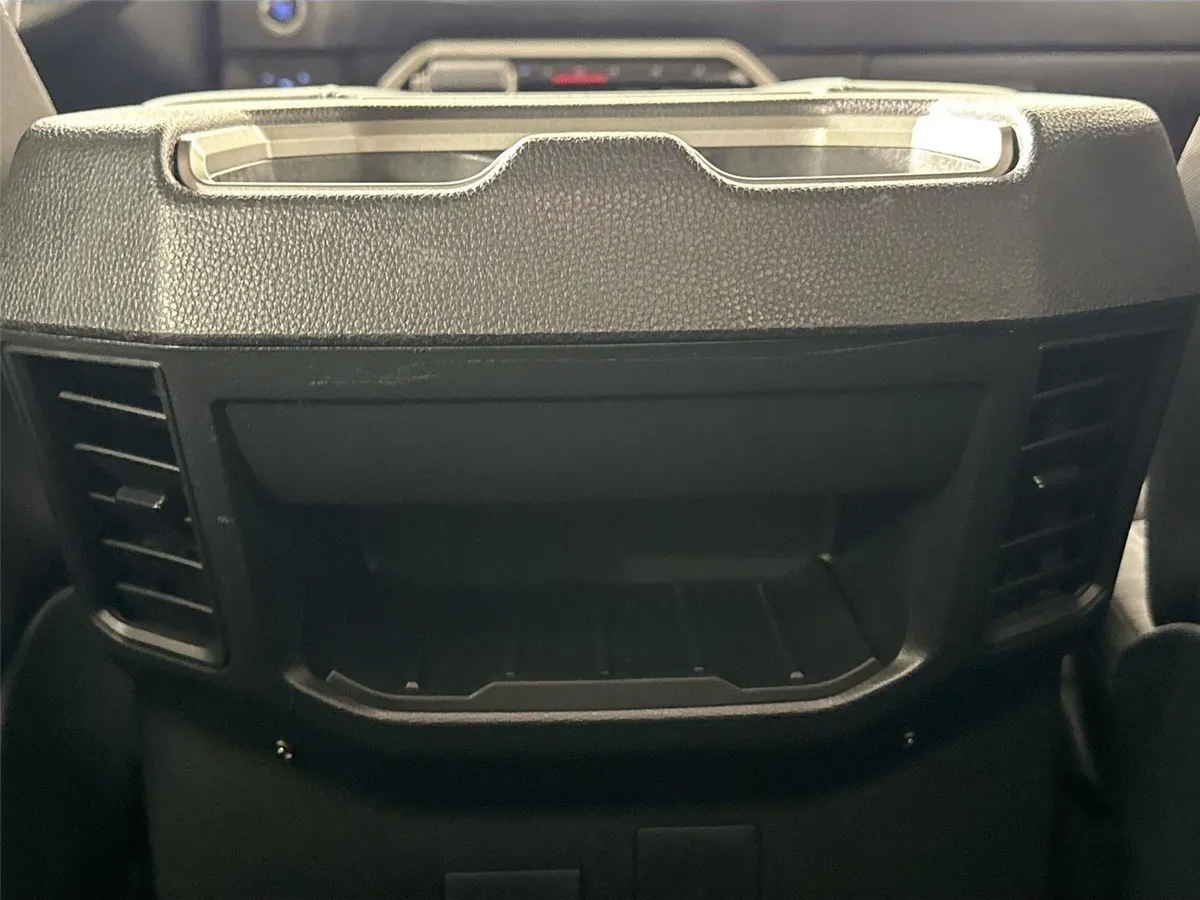 2023 Toyota Tundra SR5 thumbnail 34