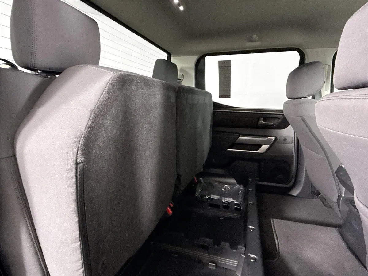 2023 Toyota Tundra SR5 thumbnail 36