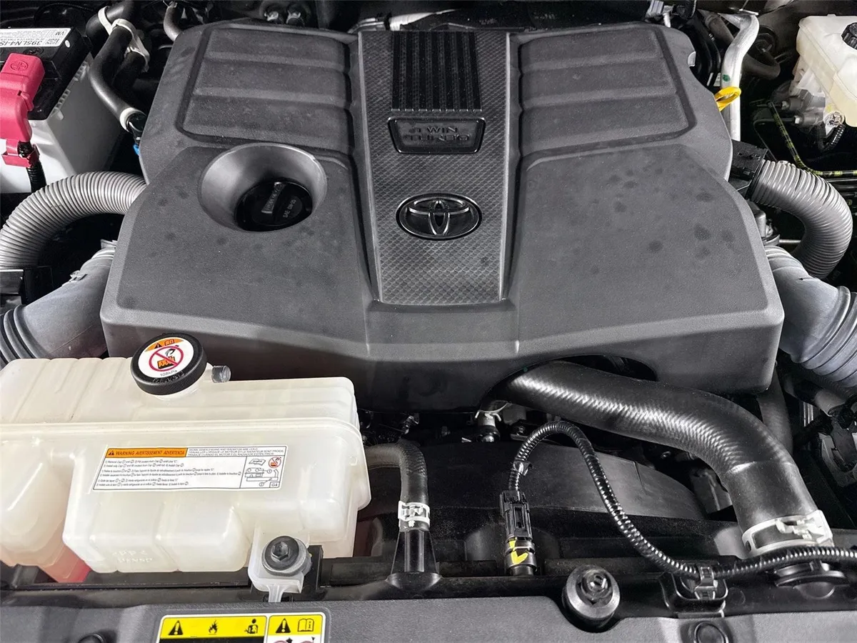 2023 Toyota Tundra SR5 thumbnail 40