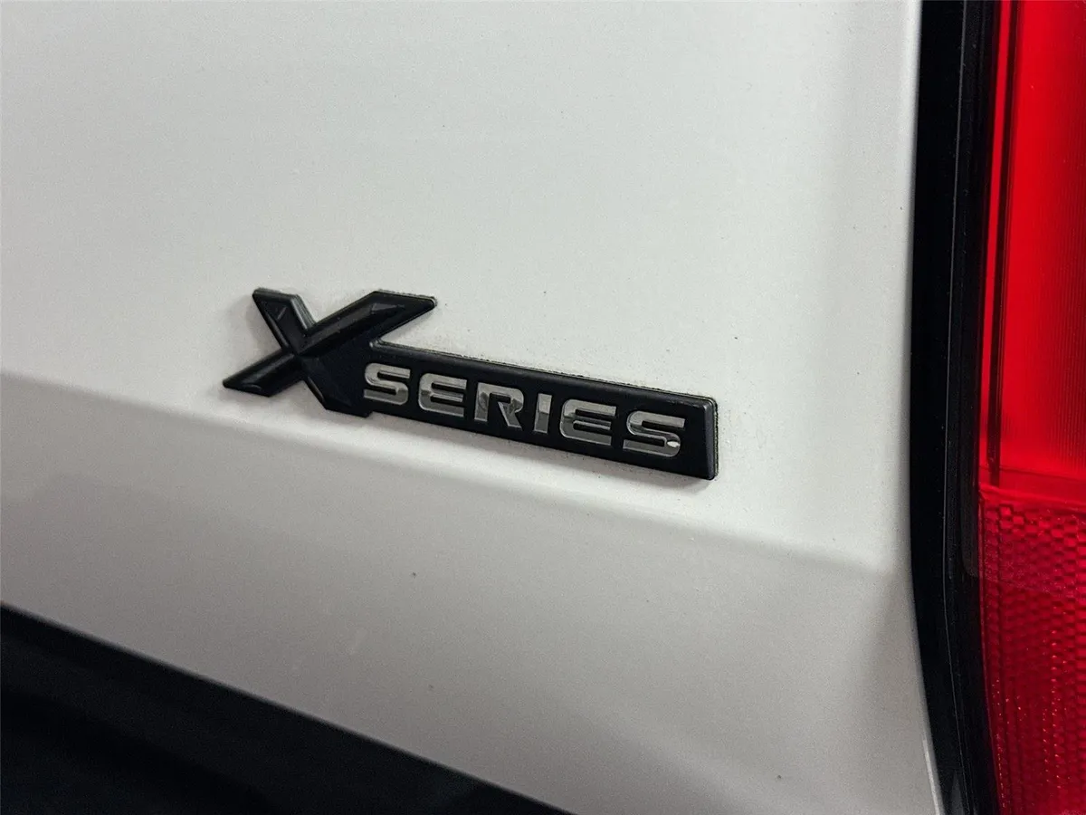 2023 Toyota Tundra SR5 thumbnail 15