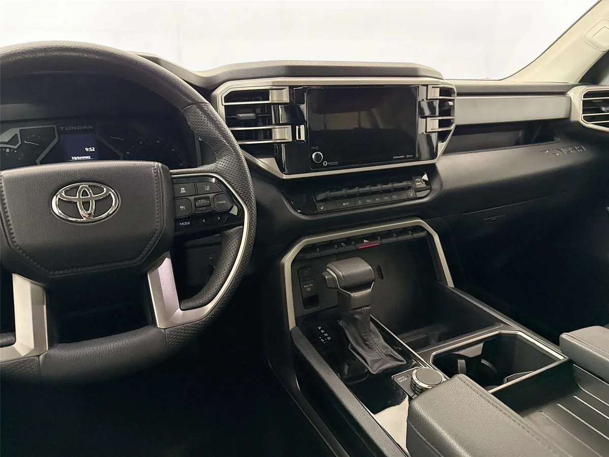2023 Toyota Tundra SR5 thumbnail 30