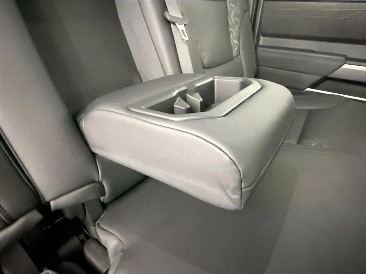 2023 Toyota Tundra SR5 thumbnail 36