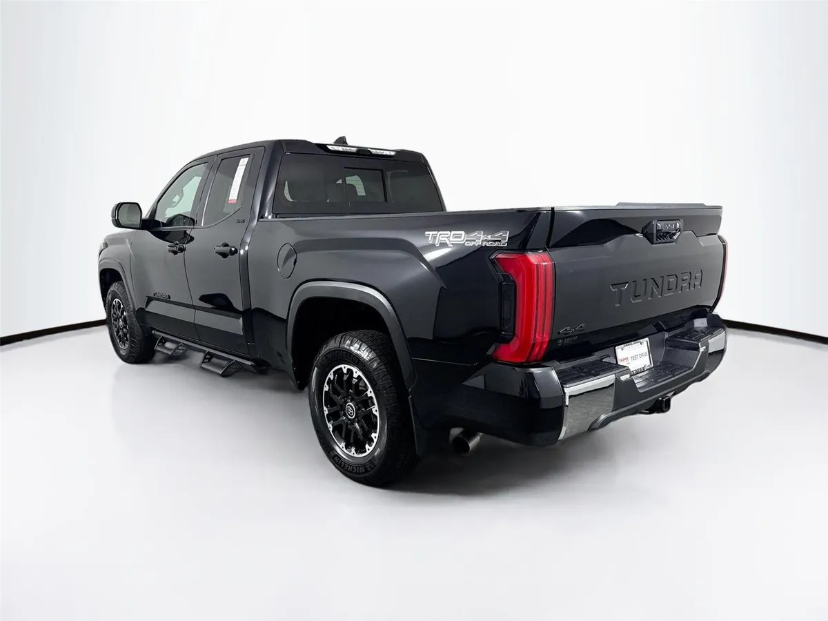 2023 Toyota Tundra SR5 thumbnail 12