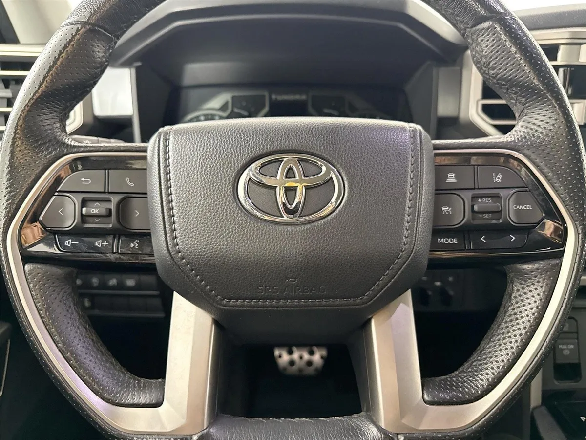 2023 Toyota Tundra SR5 thumbnail 16