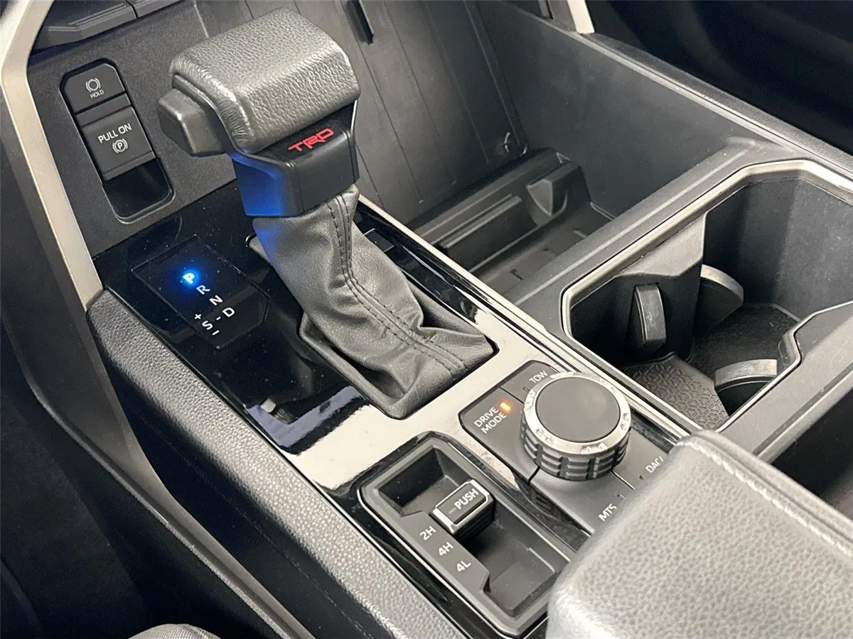 2023 Toyota Tundra SR5 thumbnail 25