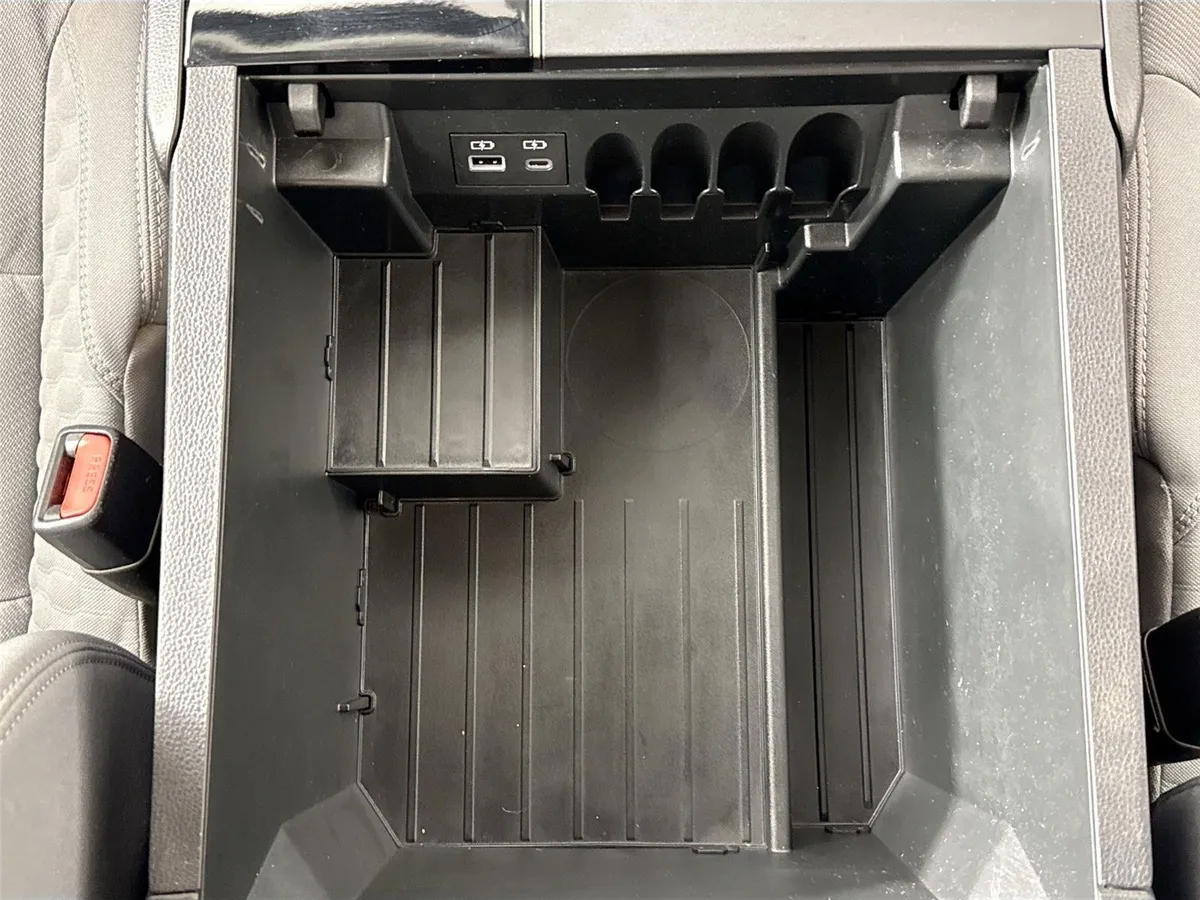 2023 Toyota Tundra SR5 thumbnail 31