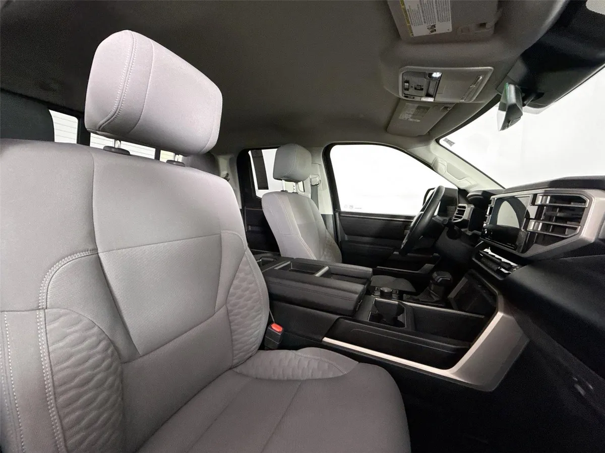 2023 Toyota Tundra SR5 thumbnail 37