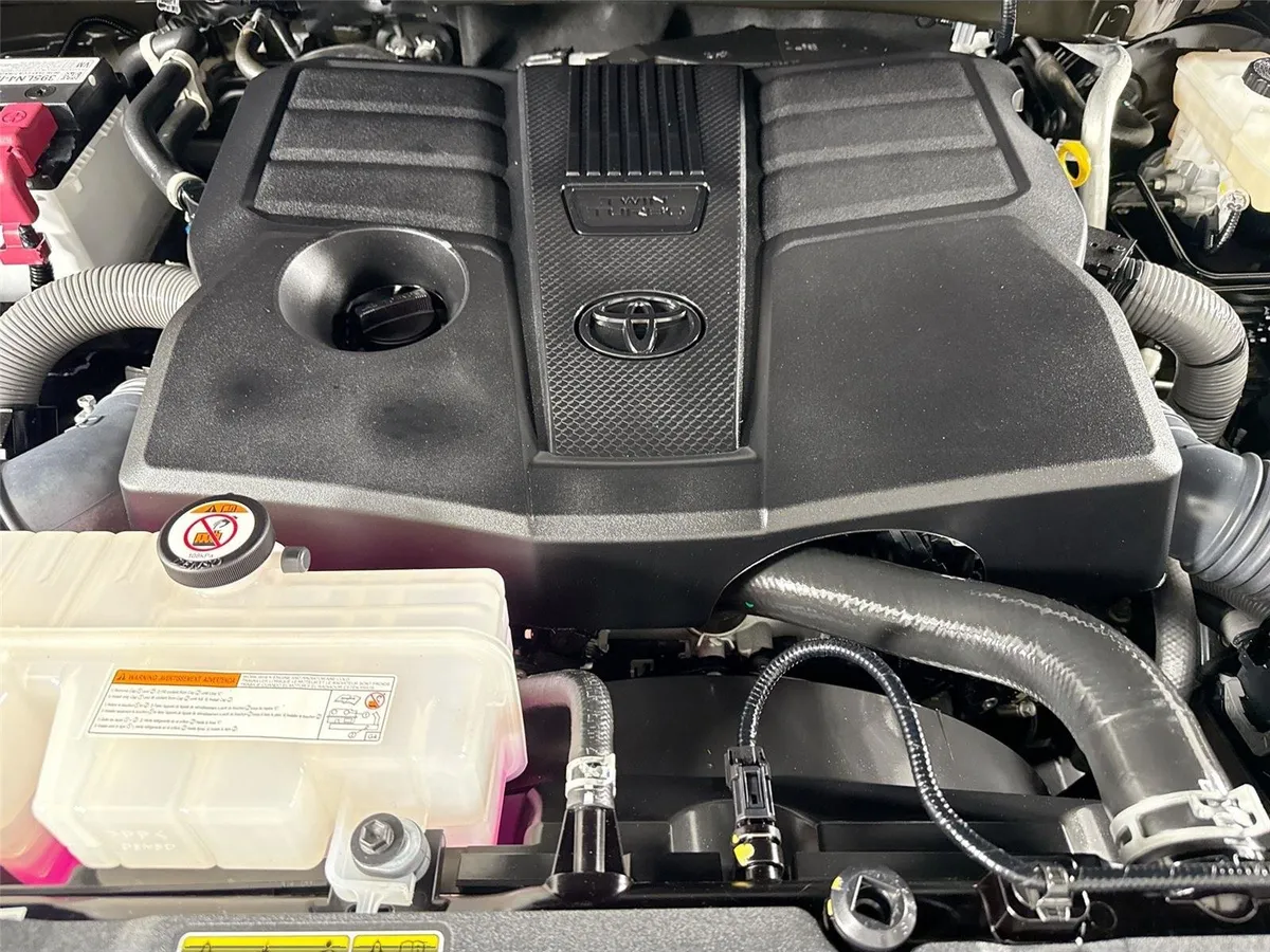 2023 Toyota Tundra SR5 thumbnail 39