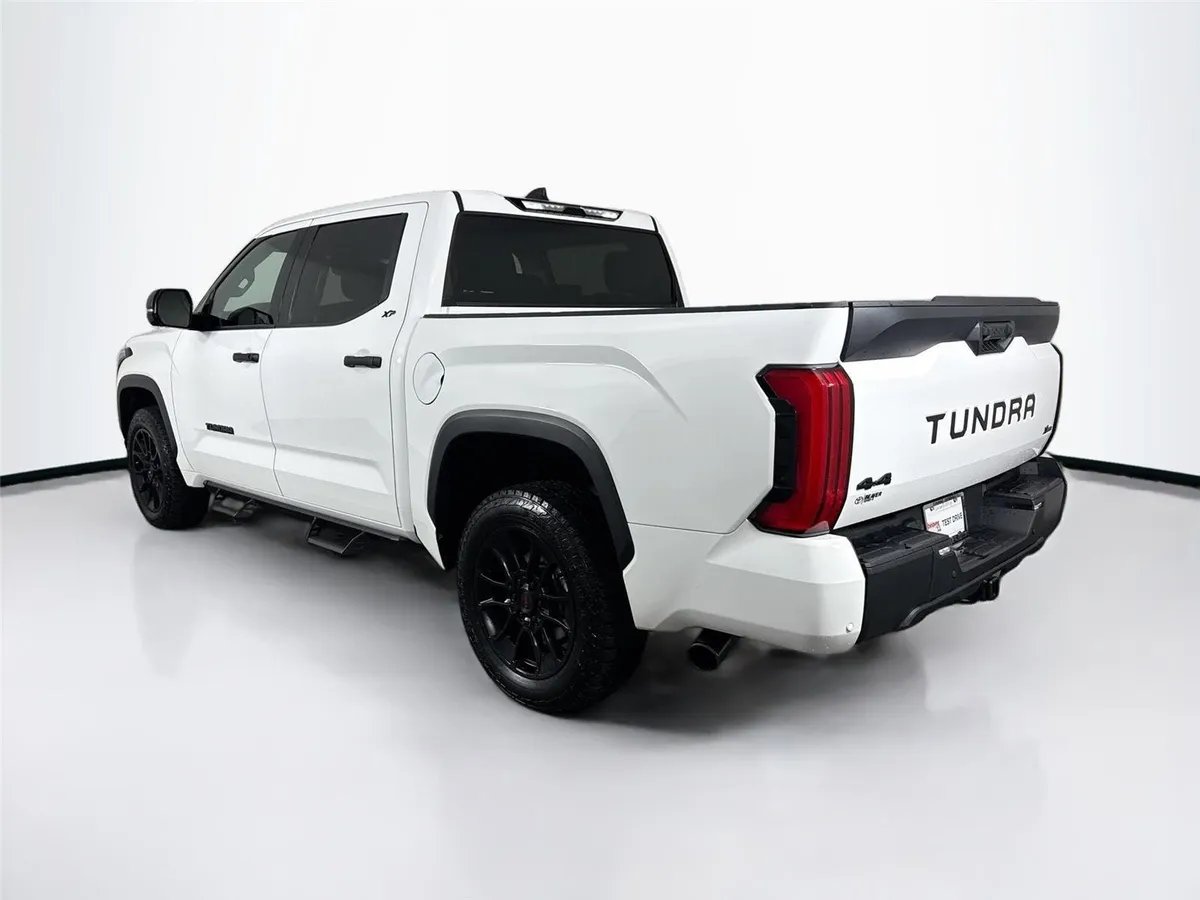 2023 Toyota Tundra SR5 thumbnail 12